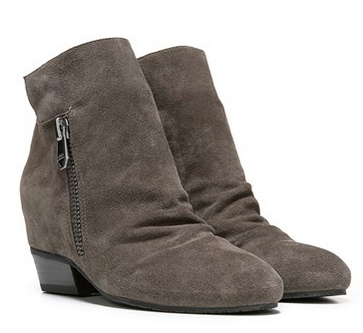 These Naya Fillie Booties are SO CUTE. Love the â€œsmushed ...
