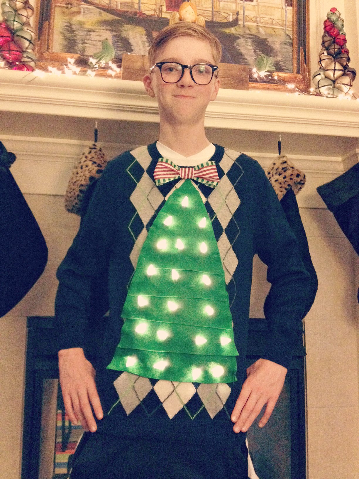 DIY Ugly Christmas Sweater (It's So Ugly, It's Cute!)