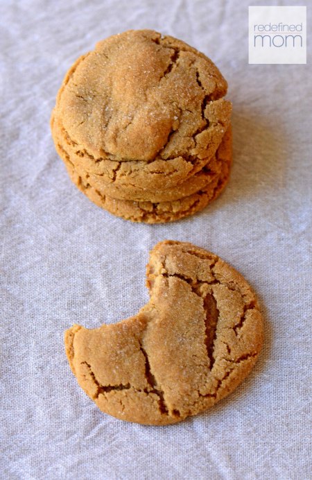 I get it. A Chewy Gingersnap Cookie Recipe is a bit of a oxymoron. If you love the tastes of a gingersnap, but just wish it was chewy, this is your cookie.