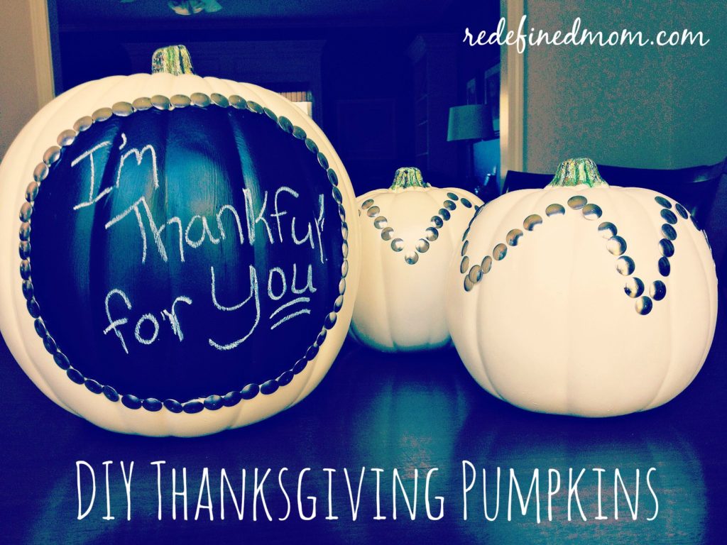 Looking for an original way to show how thankful you are? These DIY Chalkboard Paint Pumpkins are perfect for Thanksgiving decor and SUPER easy too.