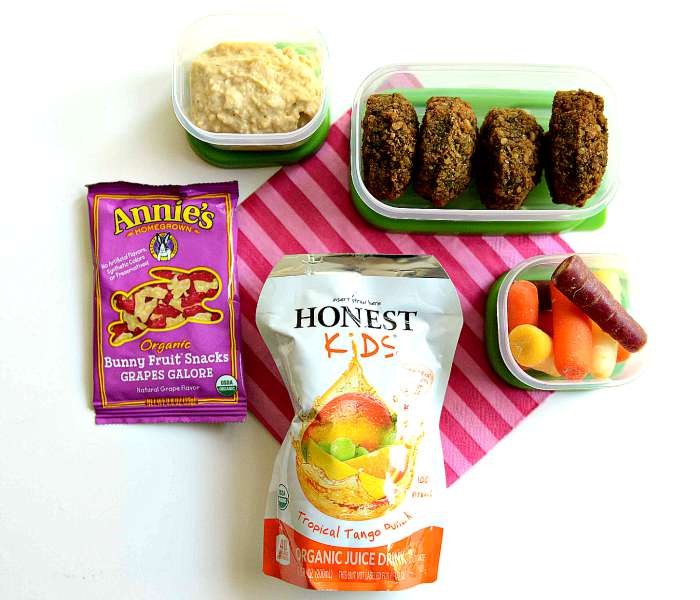 Tired of just sending a sandwich everyday? Here are affordable quick easy organic school lunches made with grab and go items. Saving you time and money.D2D-All-About-Fruit