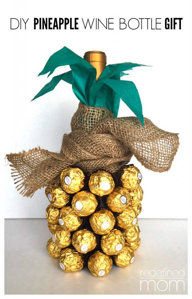 The pineapple has always been a symbol of hospitality and luxury. With this DIY Pineapple Wine Bottle Gift Tutorial, you can turn a bottle of bubbly into a hostess gift that is awe inspiring.